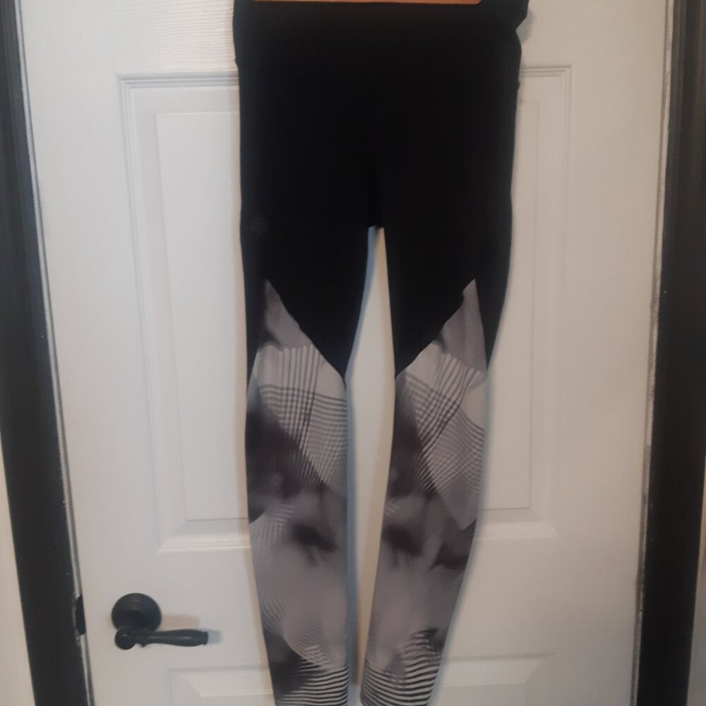 Exquisite Under Armour Leggings – A Masterpiece of Athletic Elegance